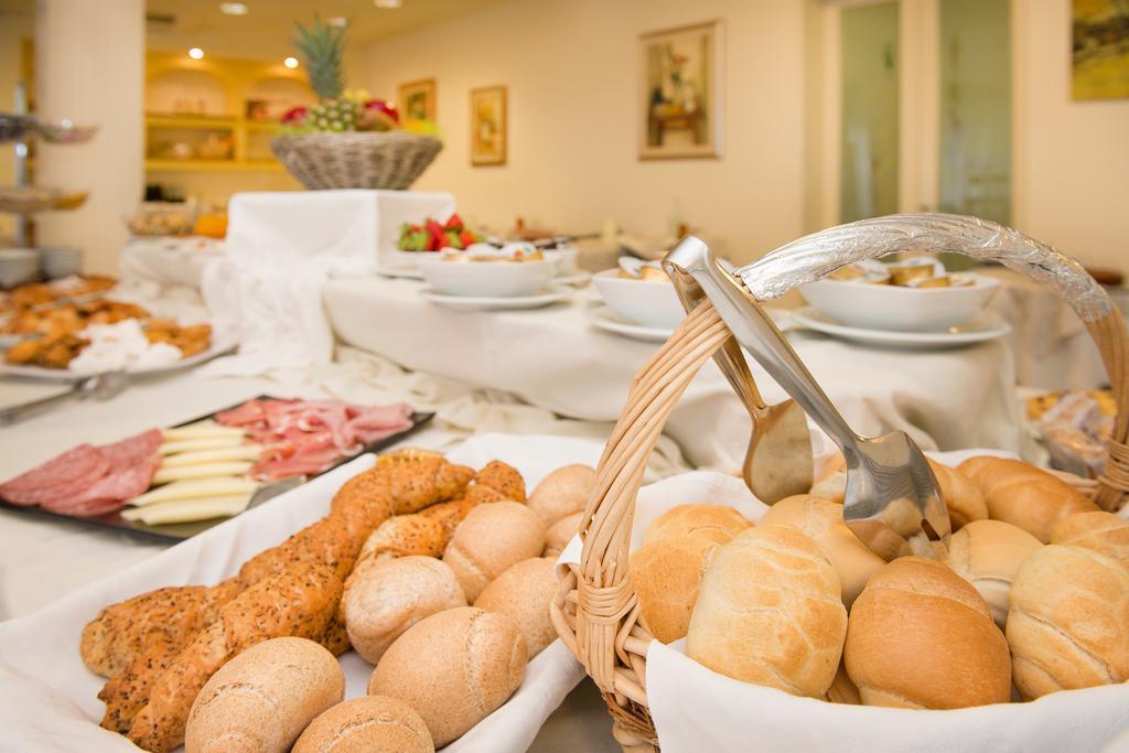 Hotel Cuba Milano Marittima Eksteriør billede